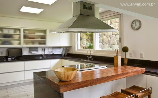 Leia mais sobre o artigo Instalação de Coifas sob vigas